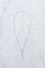 Load image into Gallery viewer, Silver Threader Necklace
